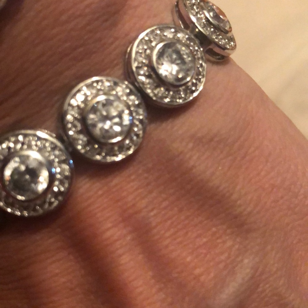 Fancy Looking Bracelet - image 6